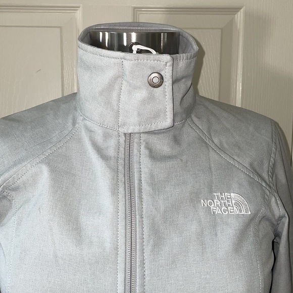 The North Face - EUC Women's Gray Jacket - Size Small - Picture 5 of 13